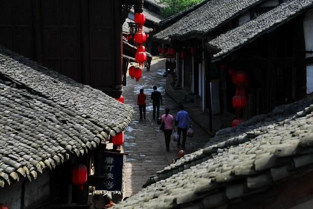 中小企业生意经:酒量不再决定销量,六成企业线上订单份额增加